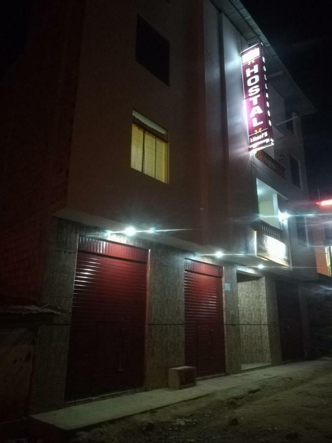 Hostal Kollaron 查查波亚斯 外观 照片